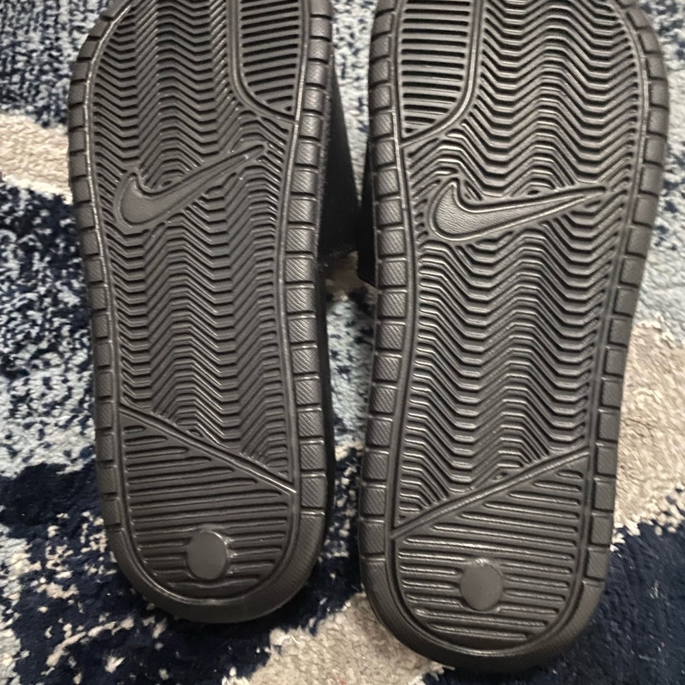 Black Nike Slides